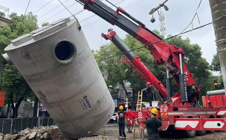 1758698636208263.jpg 614.jpg